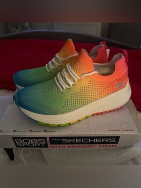 Skechers BOBS Support - NEVER WORN! Brand new! Size 7
